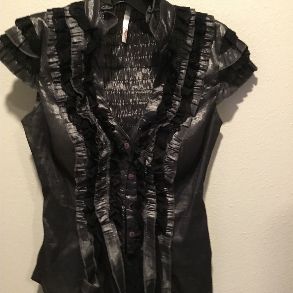 Lacy body forming Dressy blouse